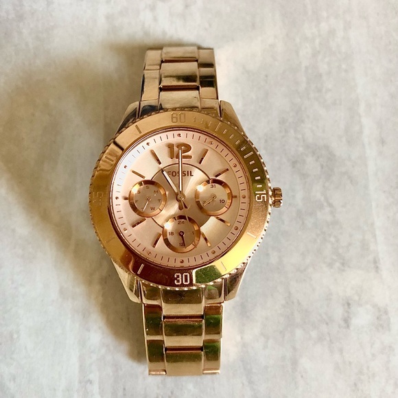 Fossil Rose Gold Watch - Picture 3 of 3